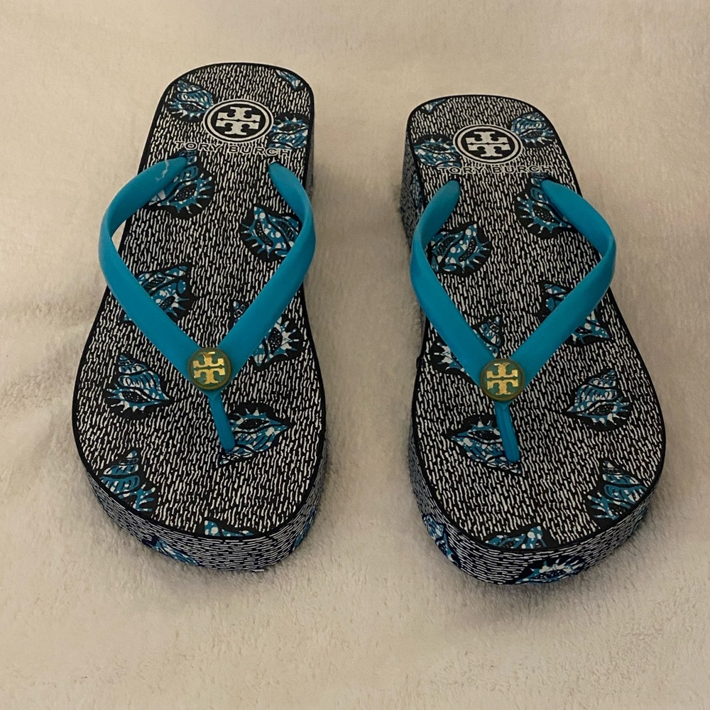 Tory Burch Bright Turquoise and Purple Box